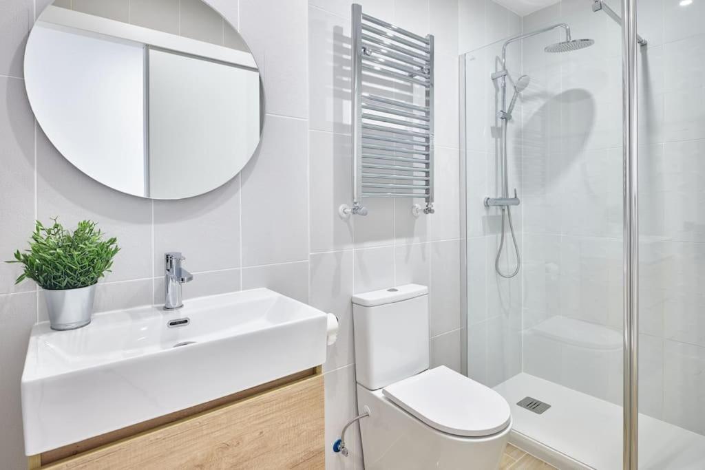 Appartement New.apto-ponzano. Luxe & Spacious 4rooms 3bathroom *